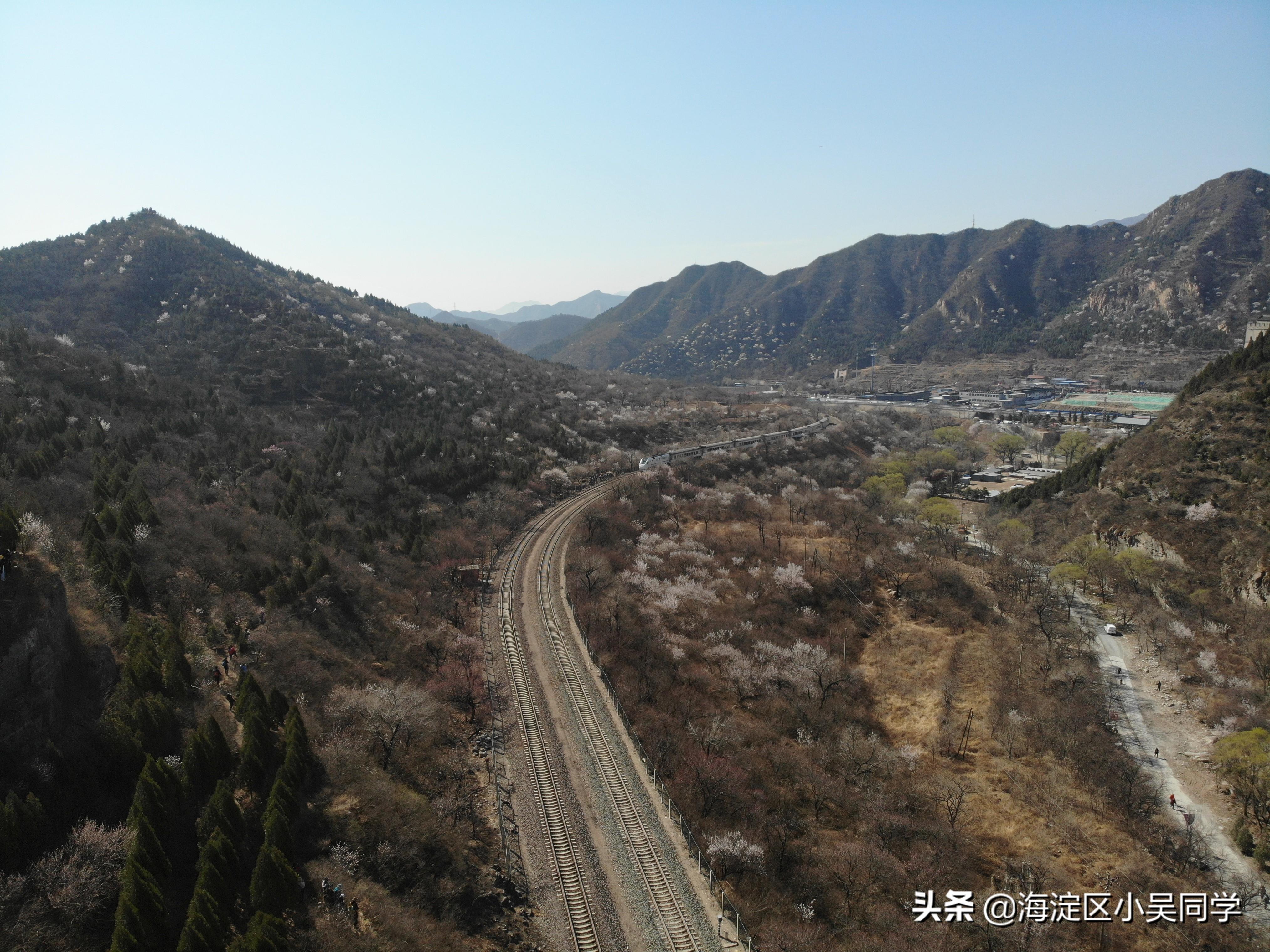 北京s2线最新时刻表2015