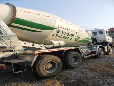 最新求租混凝土搅拌车