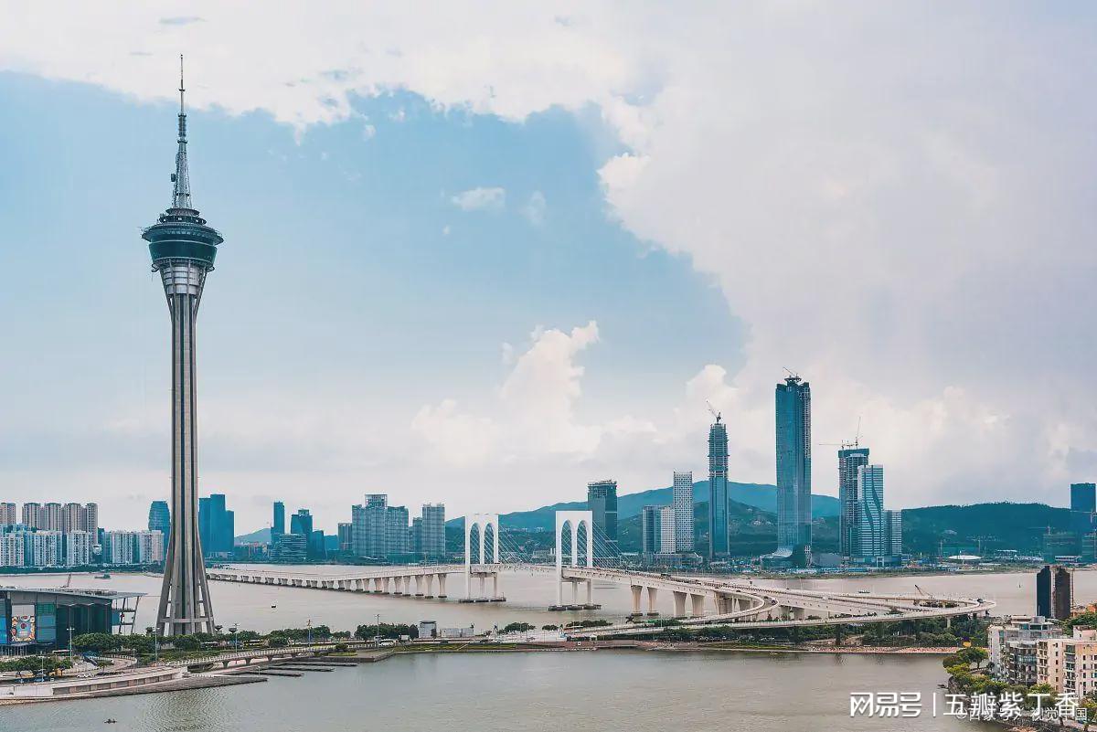 香港开奖十澳门开奖,香港与澳门开奖，文化、历史与现代的交融