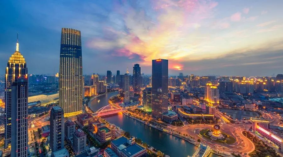 2025新澳门精准资料免费大全,澳门作为一个充满魅力的城市，吸引了众多人的目光。随着时间的推移，澳门的发展日新月异，越来越多的人开始关注澳门的各种资讯，尤其是关于未来的预测和趋势。本文将围绕澳门、精准资料、免费大全等关键词展开，探讨澳门未来的发展趋势和相关信息。