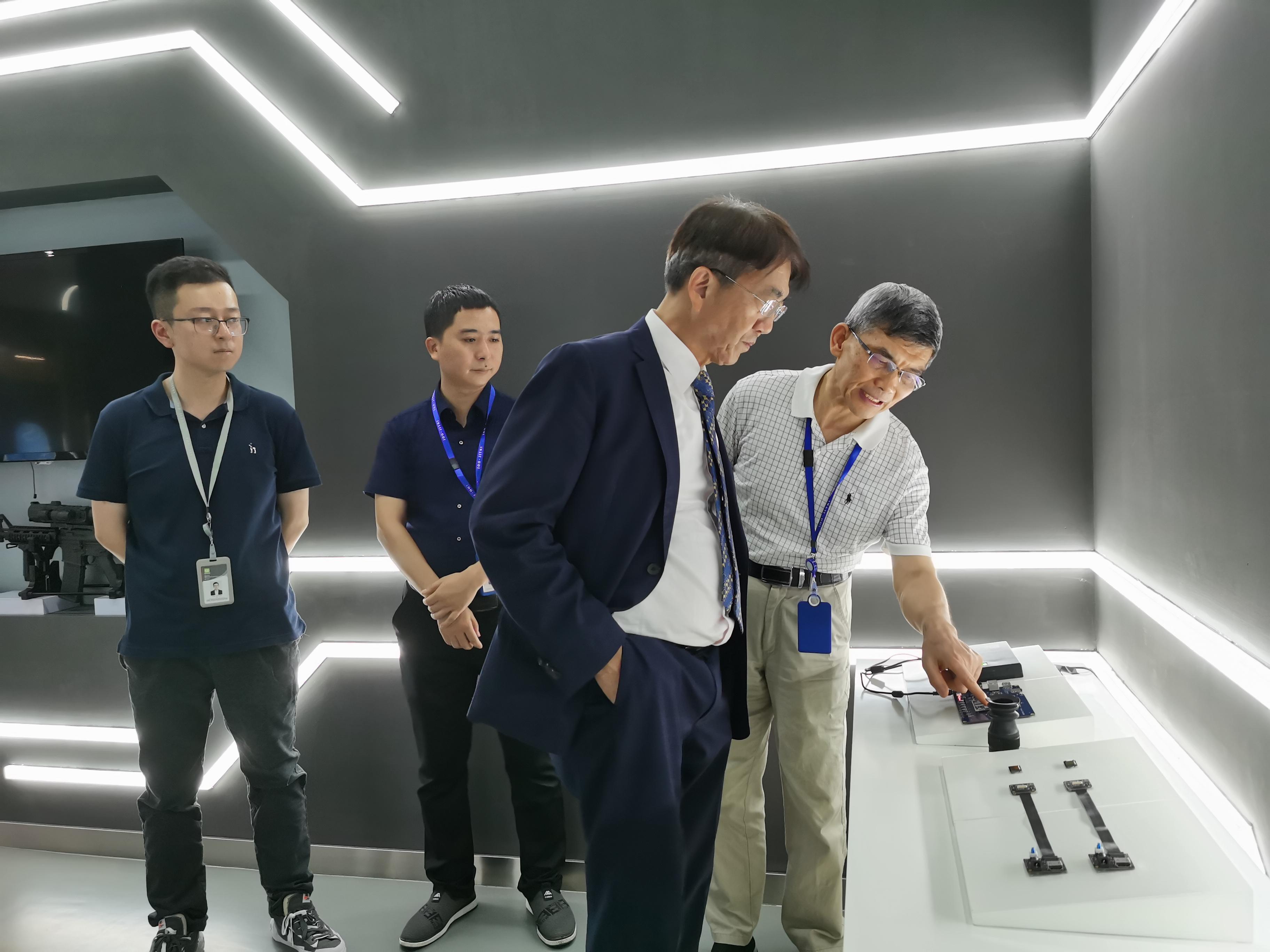 澳门挂牌之全篇100解挂,澳门挂牌之全篇100解挂