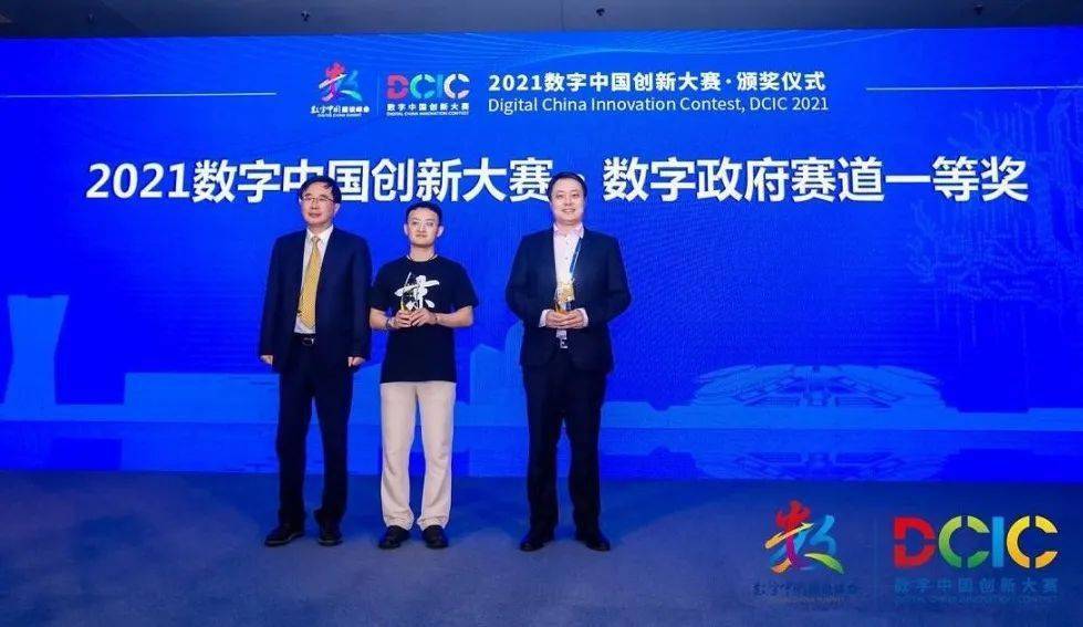 澳门一码一肖一特一中全年,澳门一码一肖一特一中全年——探寻幸运之码的奥秘