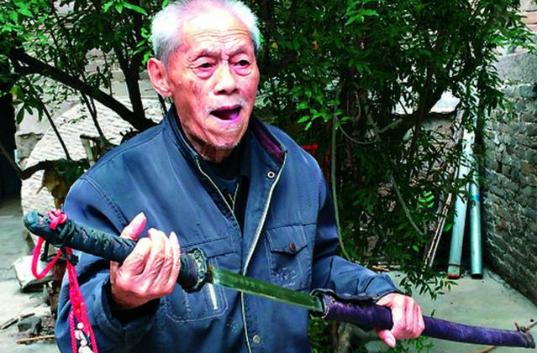 澳门一肖中百发百中47神枪,澳门一肖中百发百中47神枪——揭秘背后的传奇故事