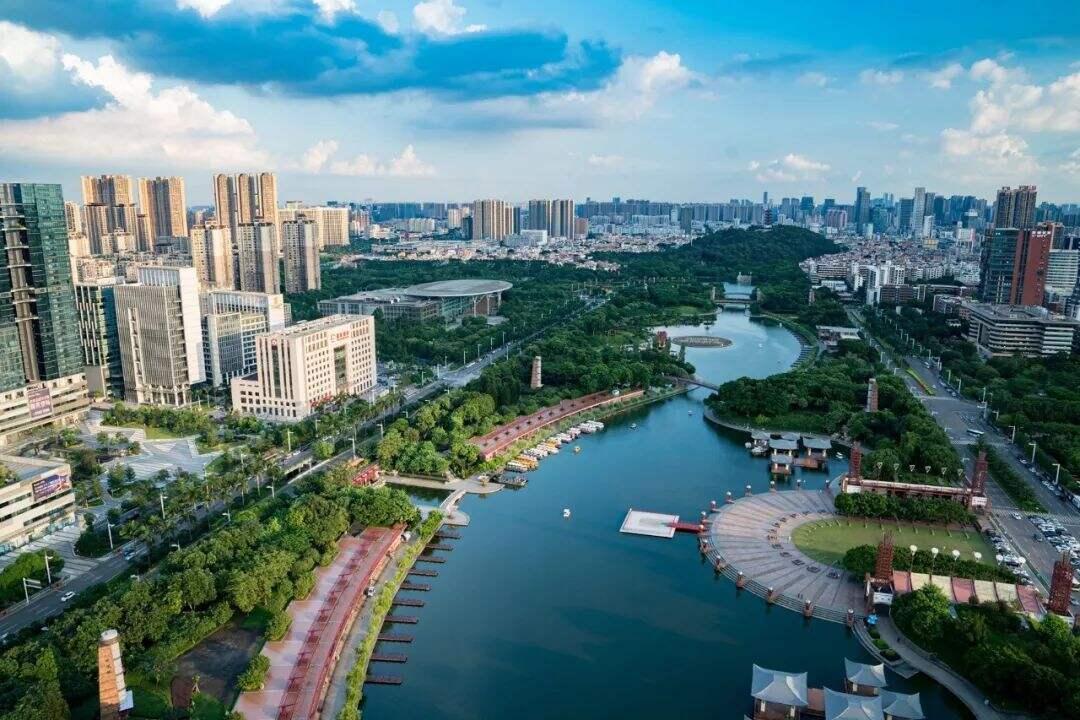 2025年澳门天天好运连连,澳门在2025年天天好运连连的繁荣景象