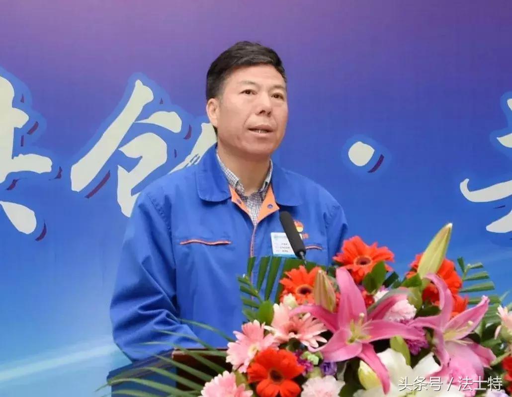 2025全年资料免费大全优势,迈向未来，探索2025全年资料免费大全的优势